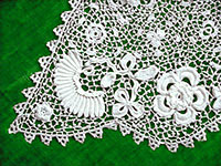 Clones Lace